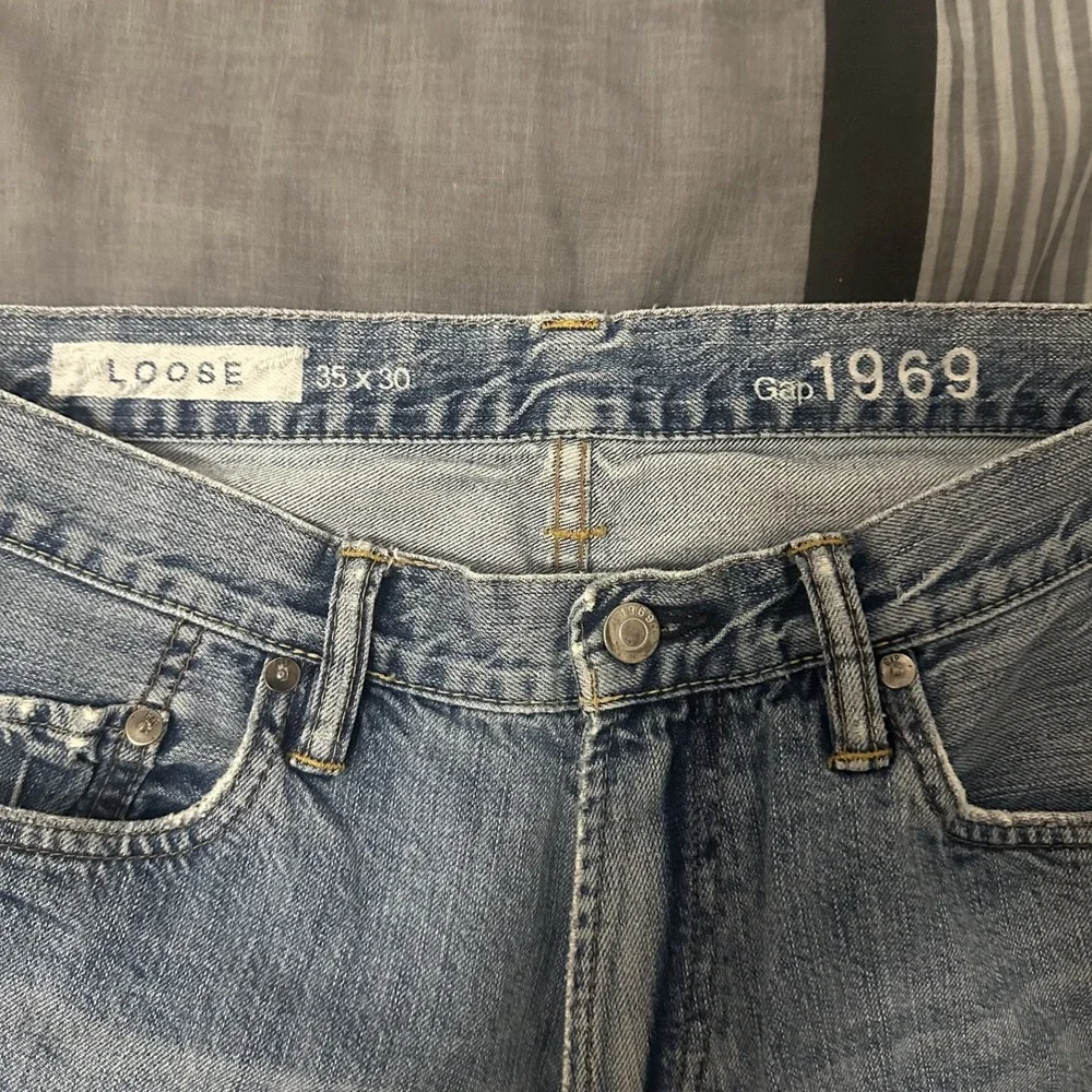 Gap 1969 Loose Denim Blue Jeans mens 35X30